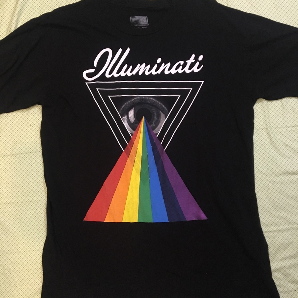 Illuminati shirt